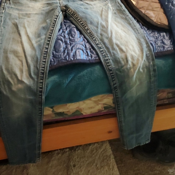 Jeans - Picture 2 of 4